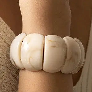 CREAM AND TAN STRETCH BRACELET