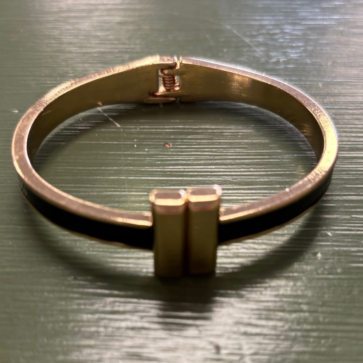 GOLD N BLACK T BANGLE BRACELET