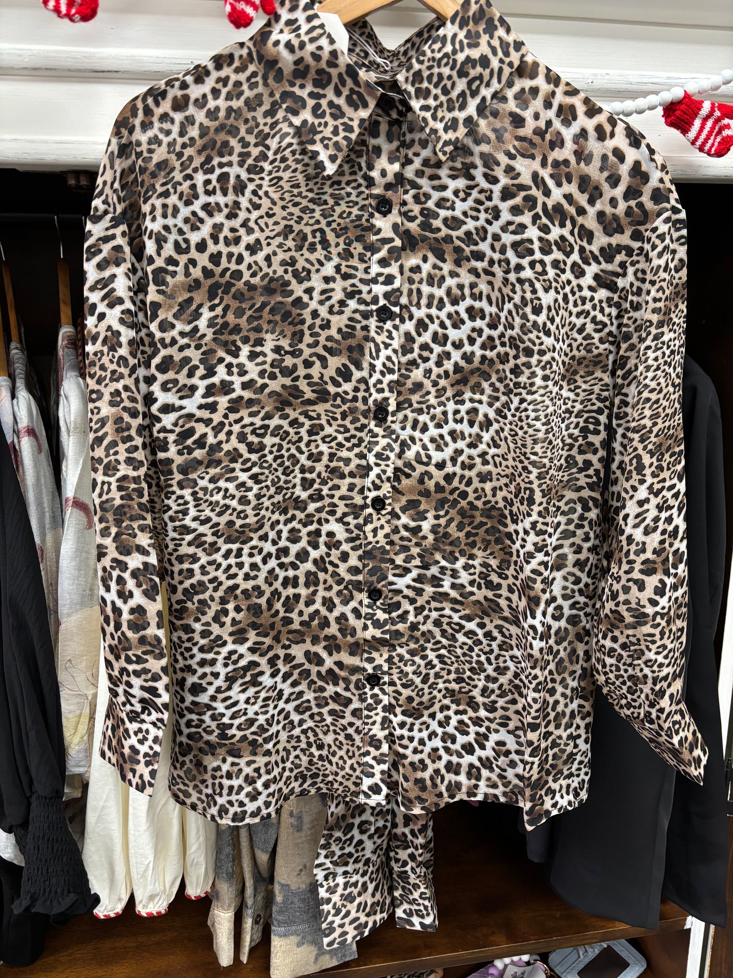 SHEER SILKY LEOPARD BLOUSE