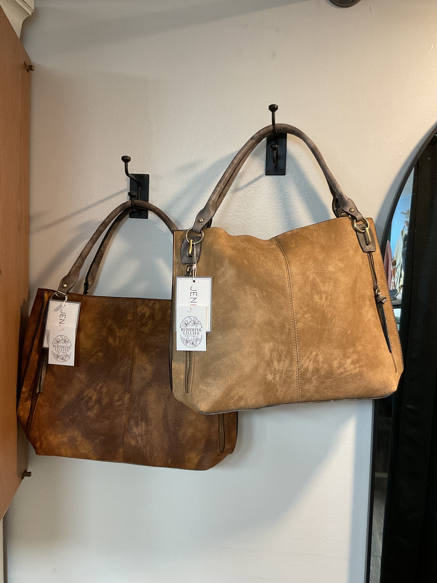 Jen & Co. leather tote