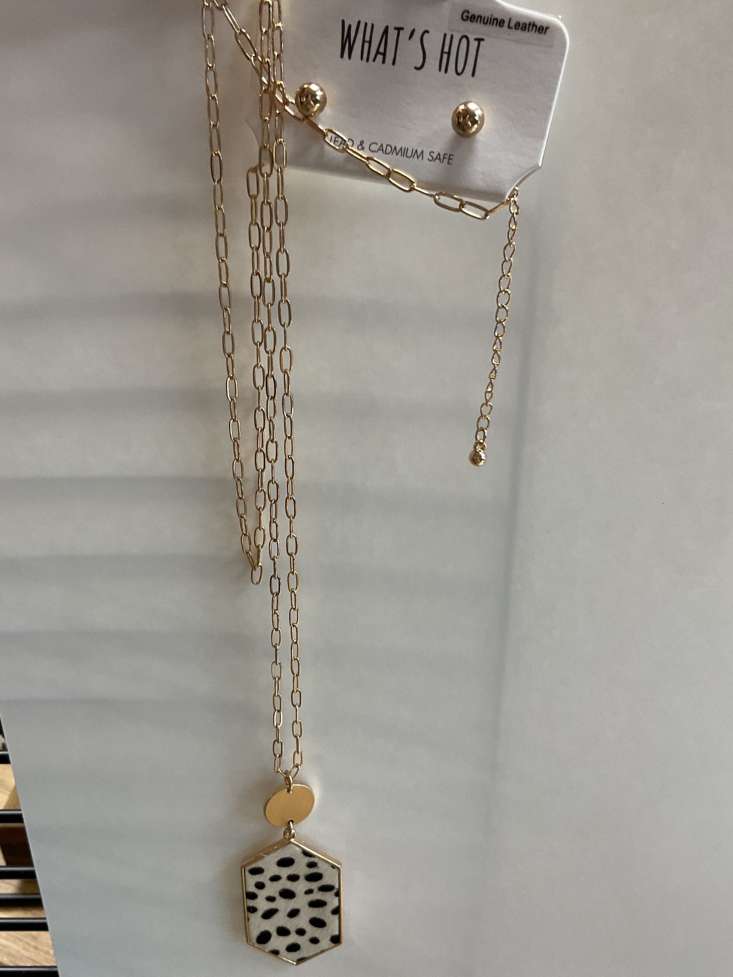 Long gold necklace w leopard and studs