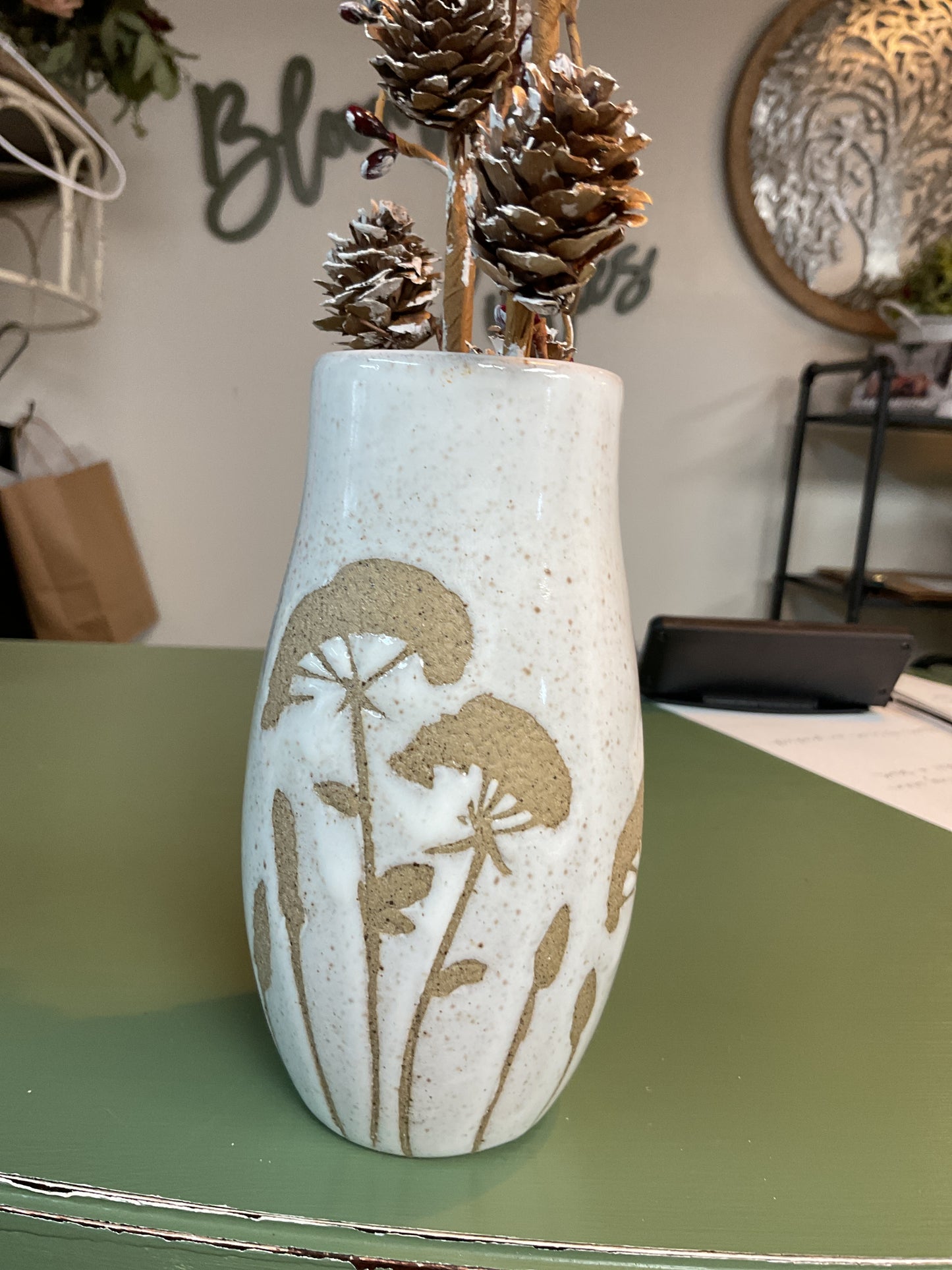 Flower cream and tan vases