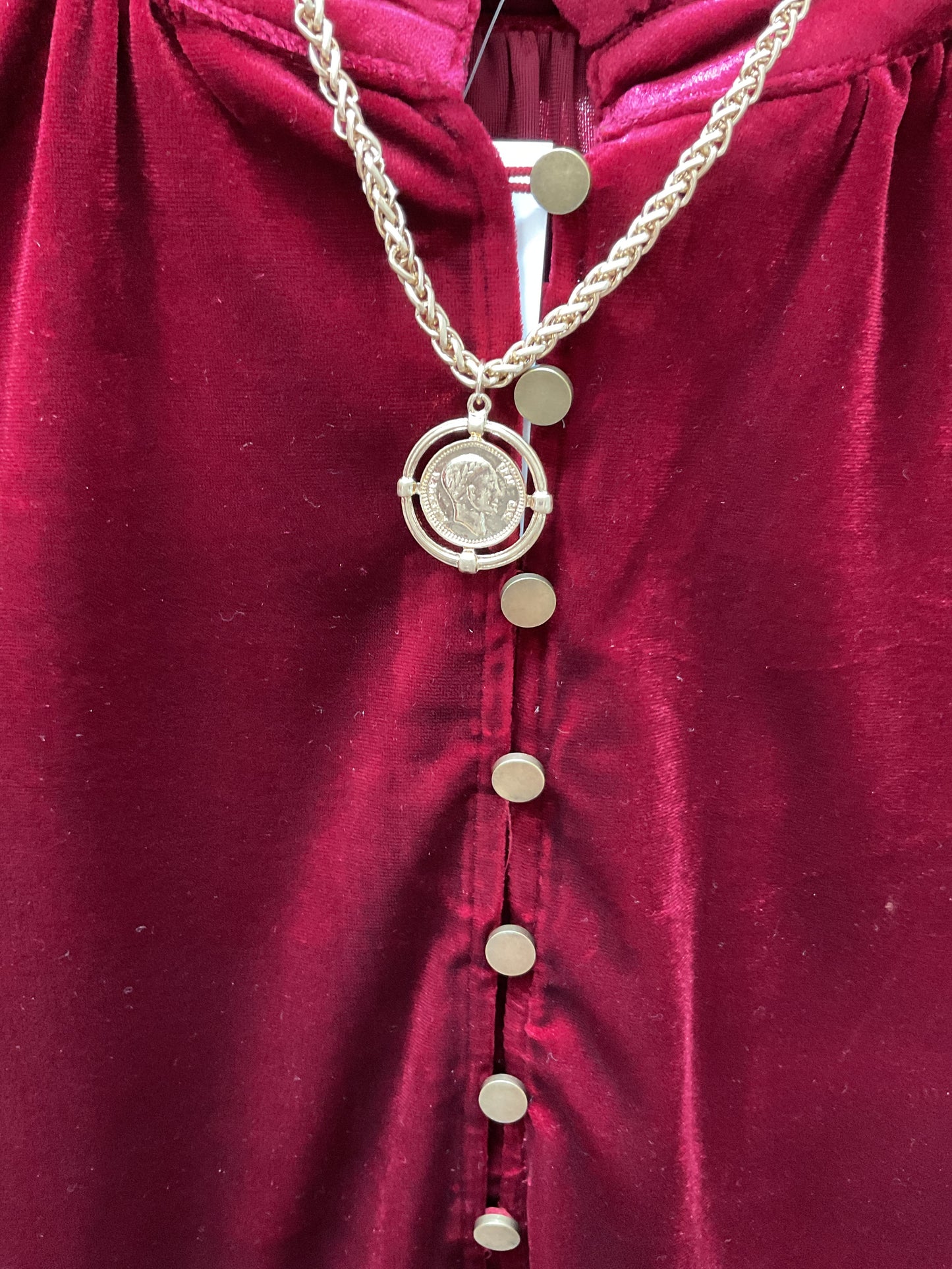 Gold medallion necklace