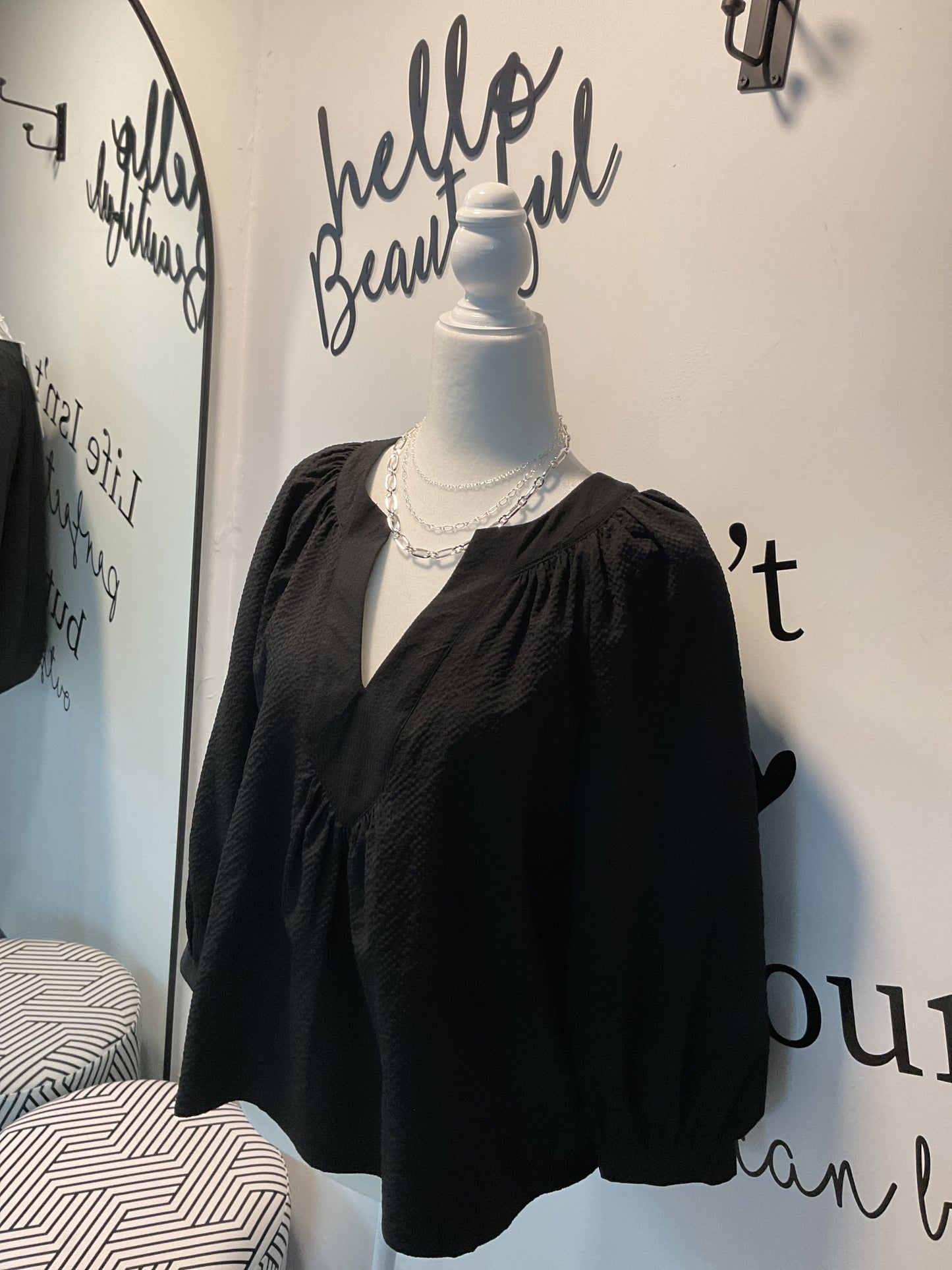 LS blouse v neck