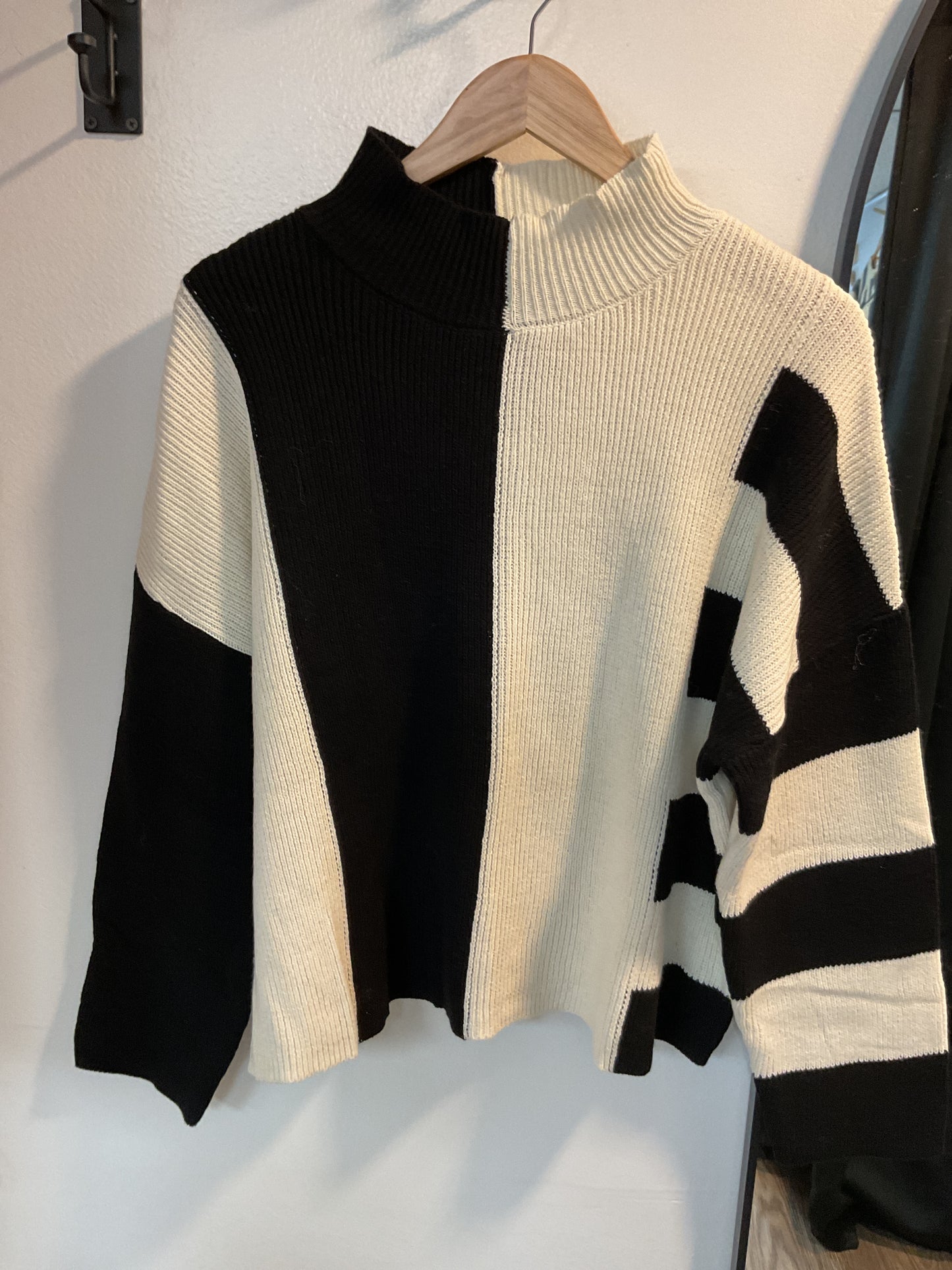 LS color block mock tneck sweater