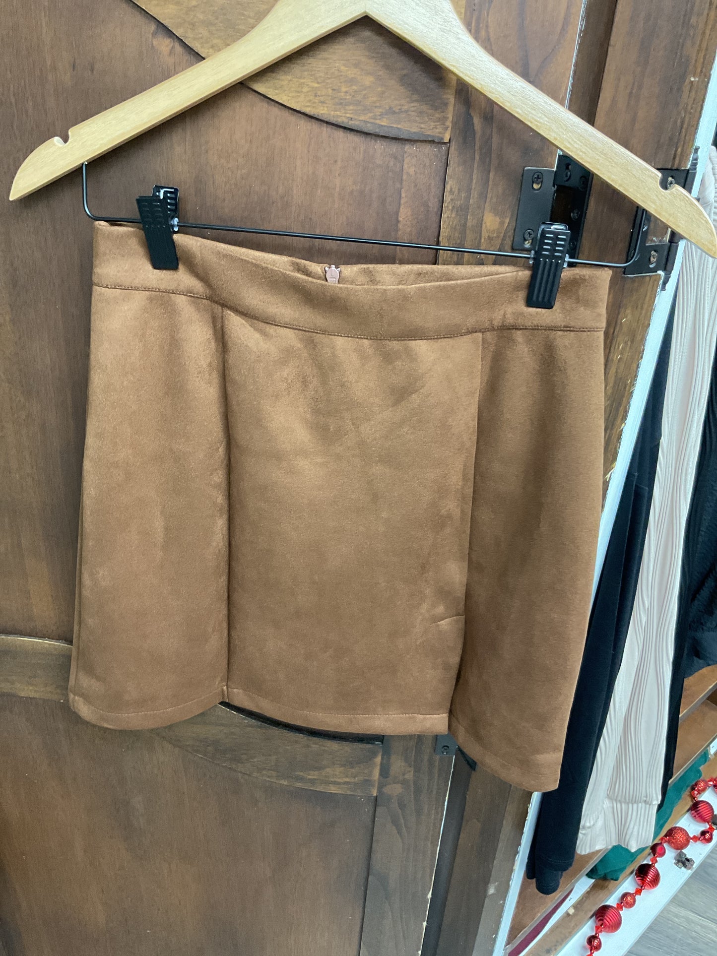 Suede brown mini skirt