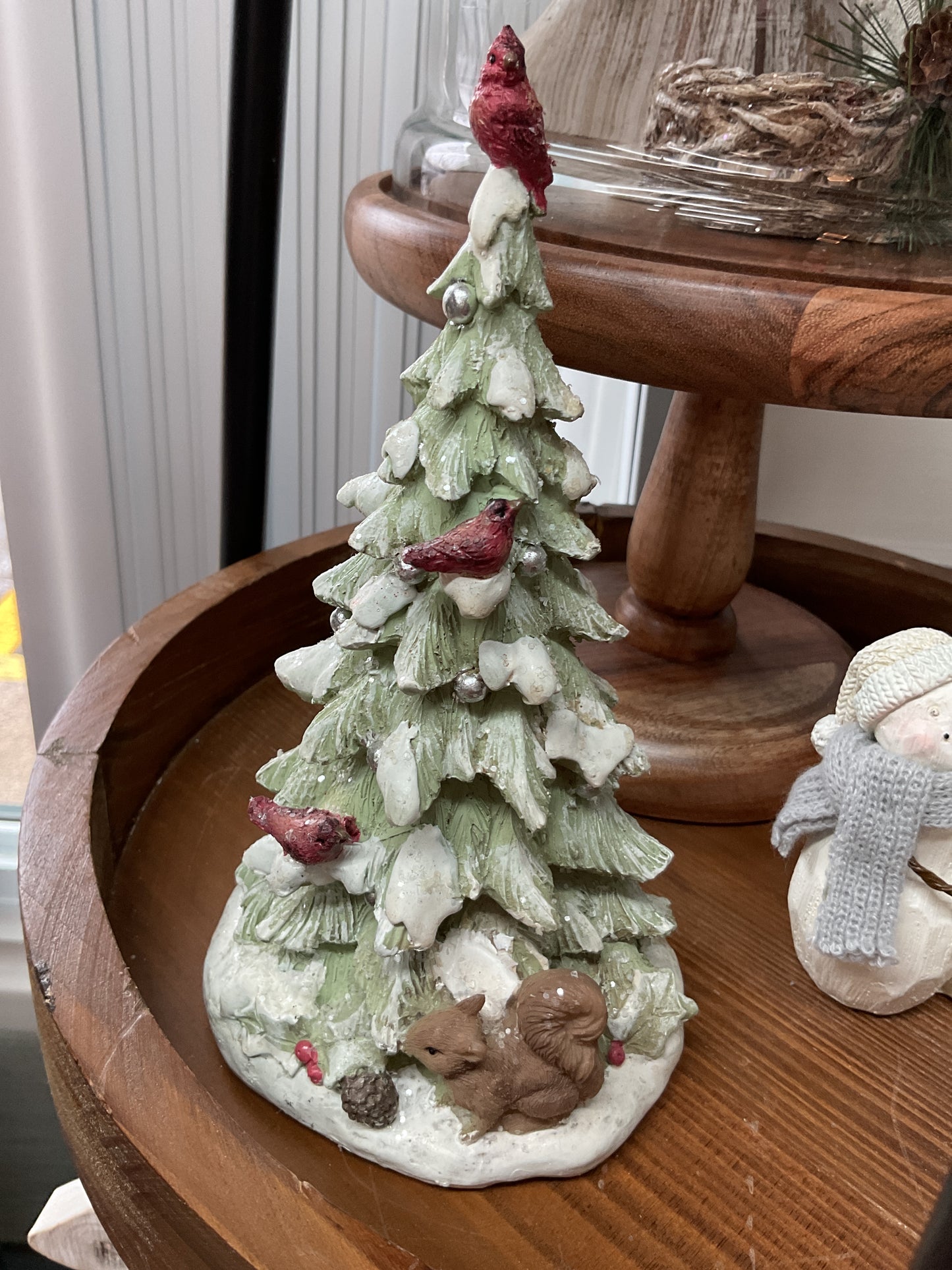 Tree w birds and squirrel