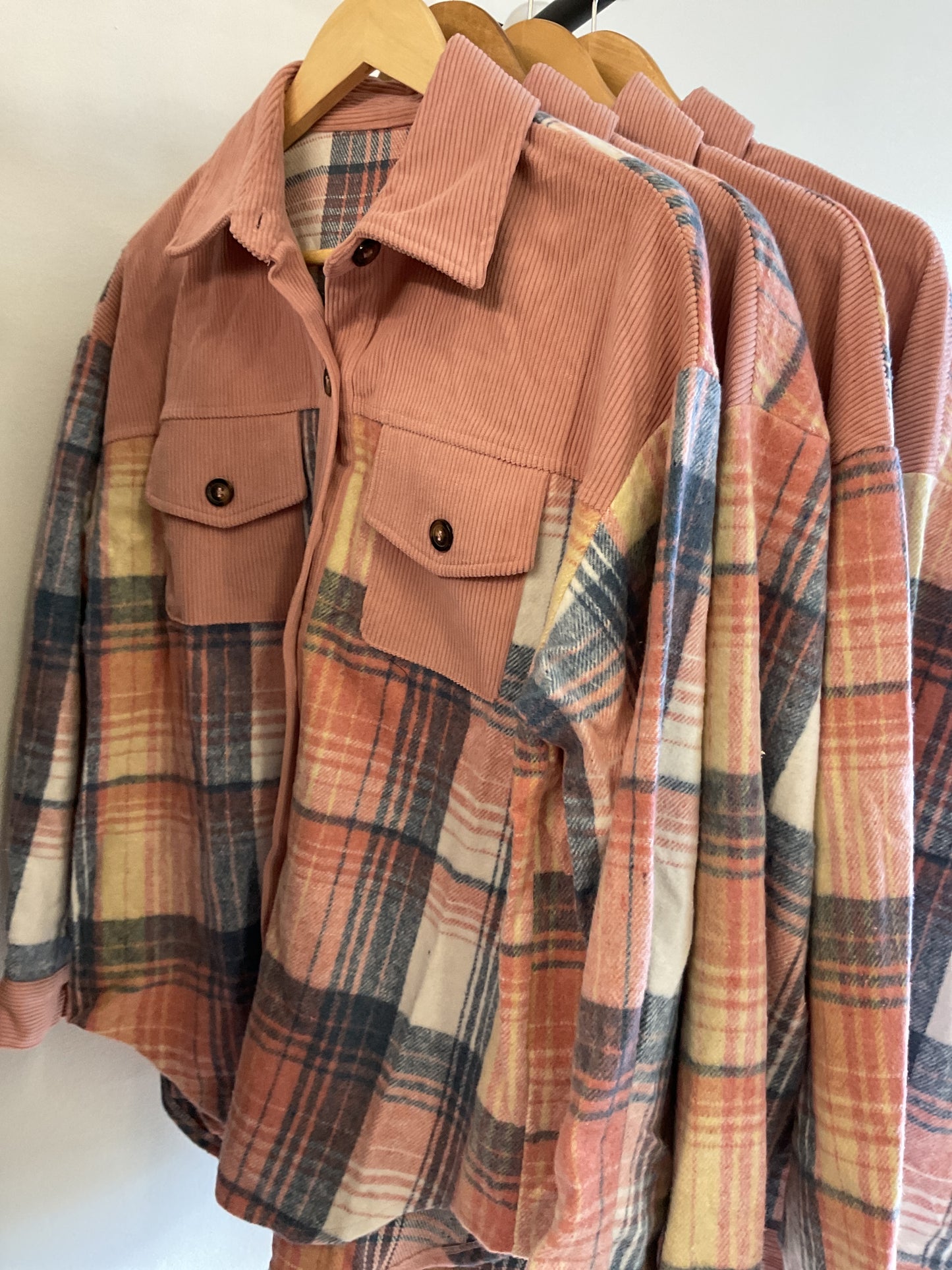 Corduroy two tone shacket (Copy)