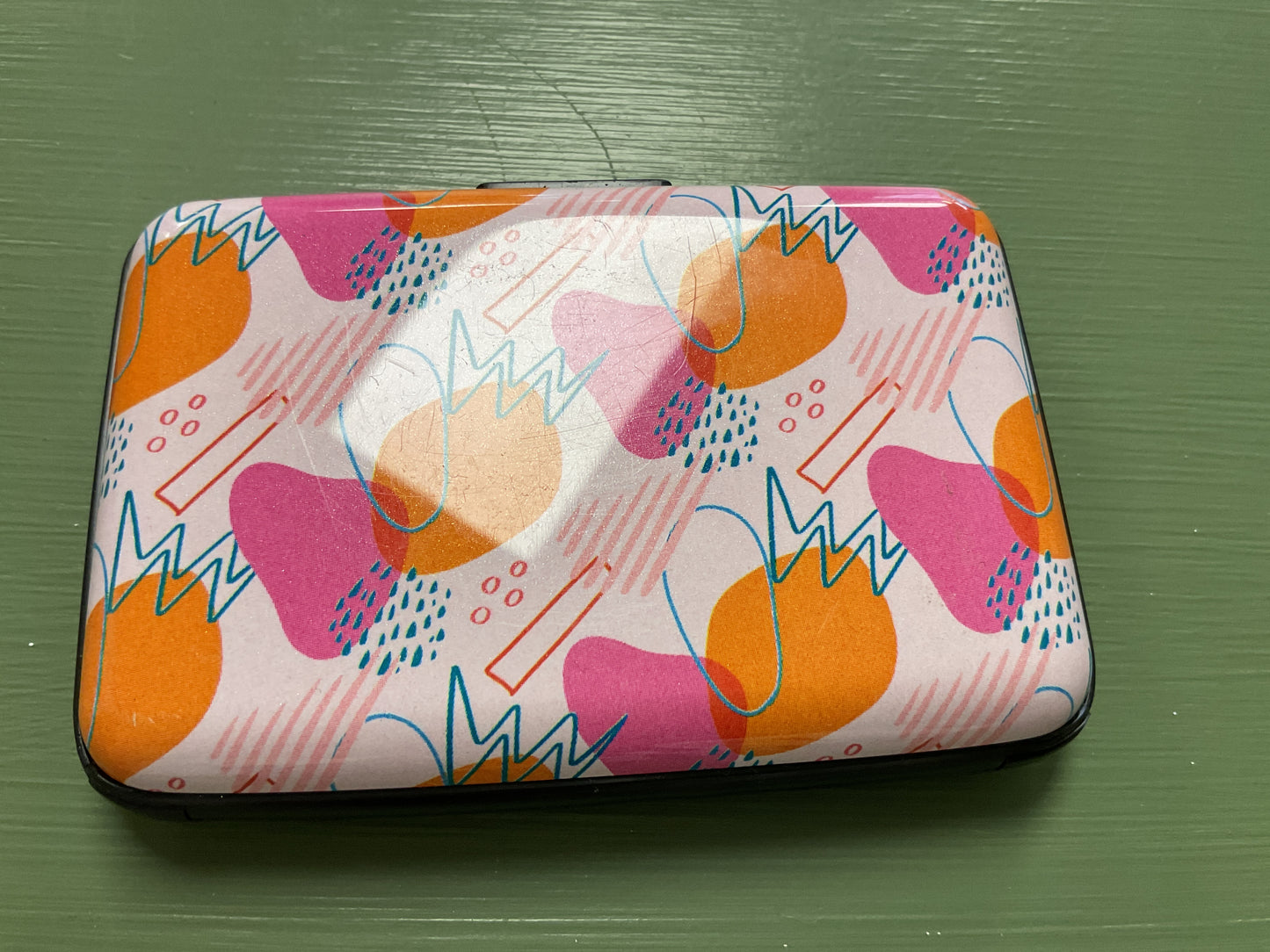 Credit card carrying case