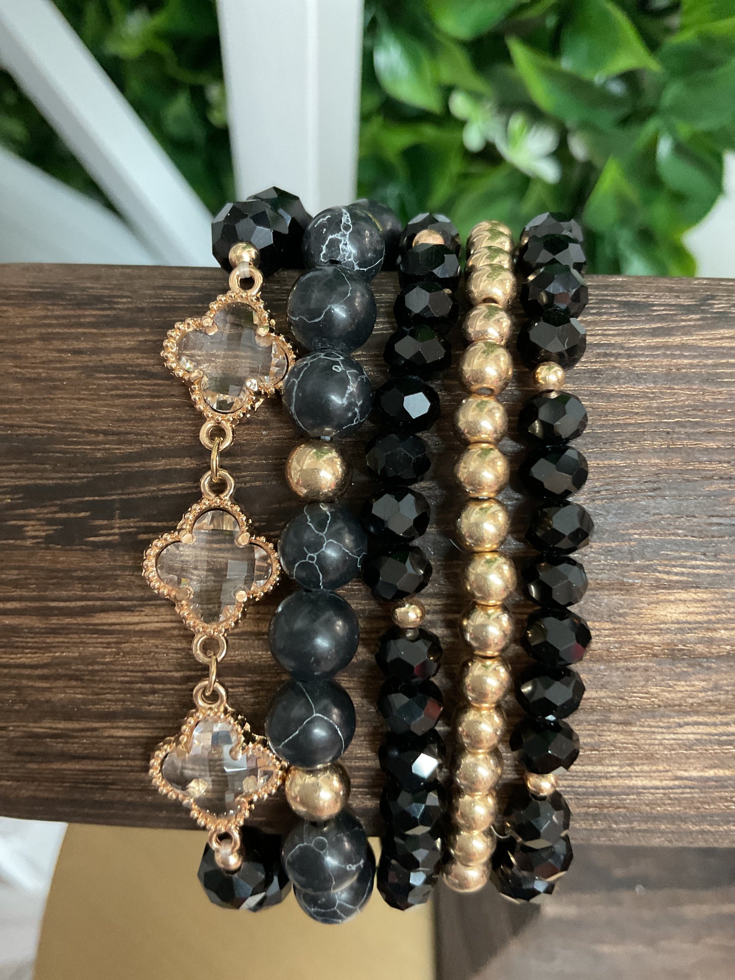 Stretchy bracelet