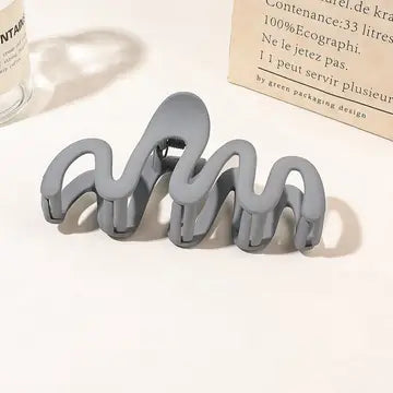 WAVY HAIR CLIP