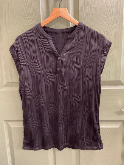 Ribbed V-Neck Capped SS