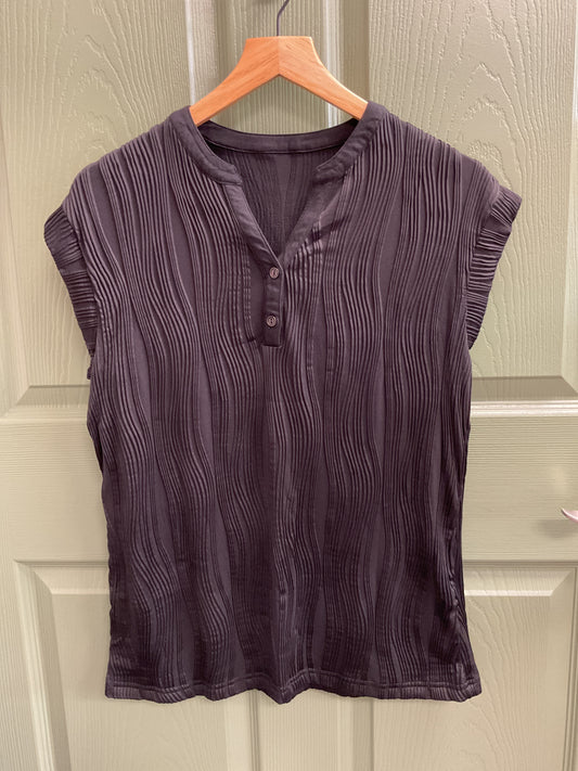 Ribbed V-Neck Capped SS