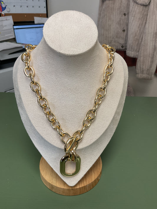 GOLD OPEN CHAIN NECKLACE WITH OPEN OVAL
