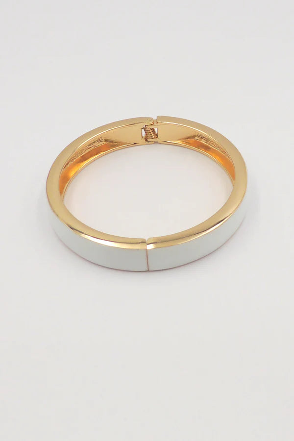 WHITE BRACELET