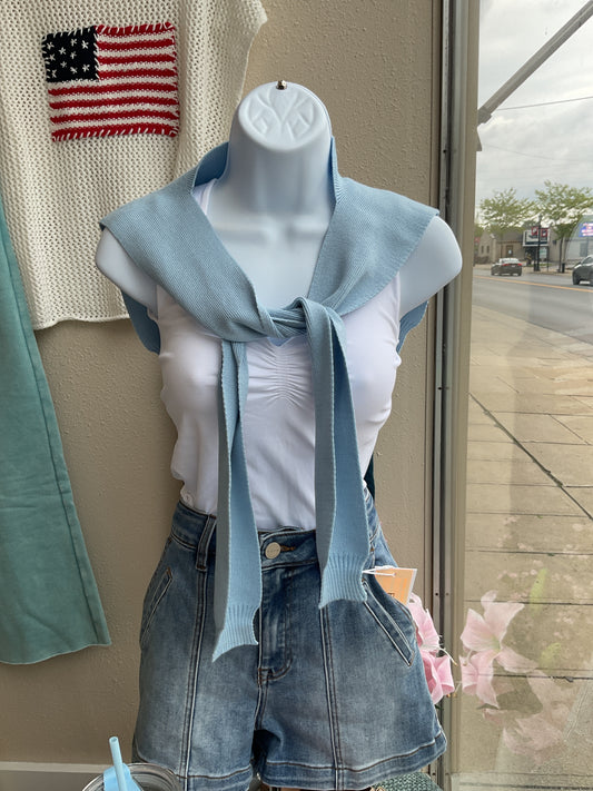Knitted Over-the-Shoulder Tie
