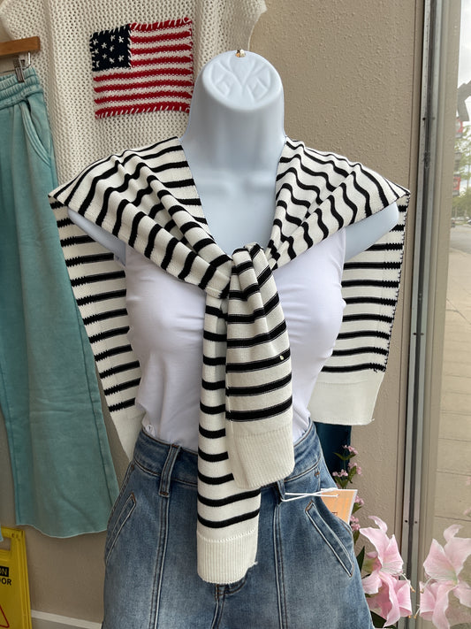 Knitted Over-the-Shoulder Tie