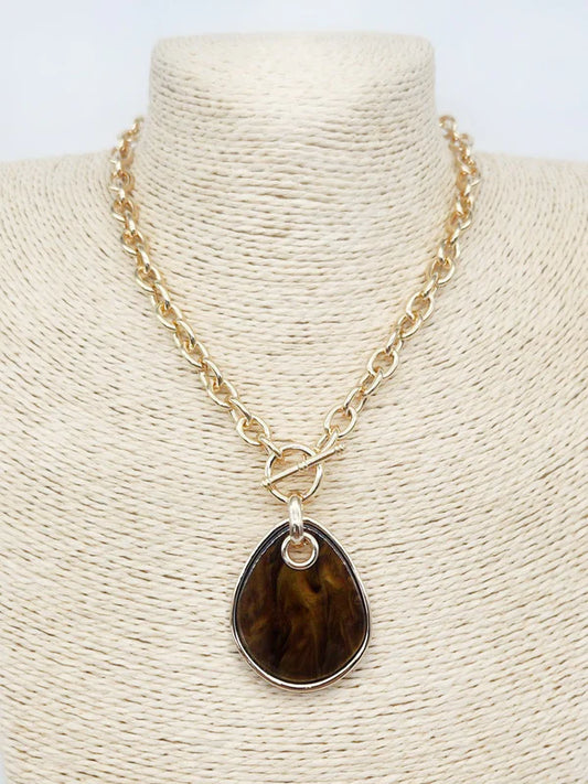 GOLD BIG CHAIN W BROWN OVAL STONE PENDANT
