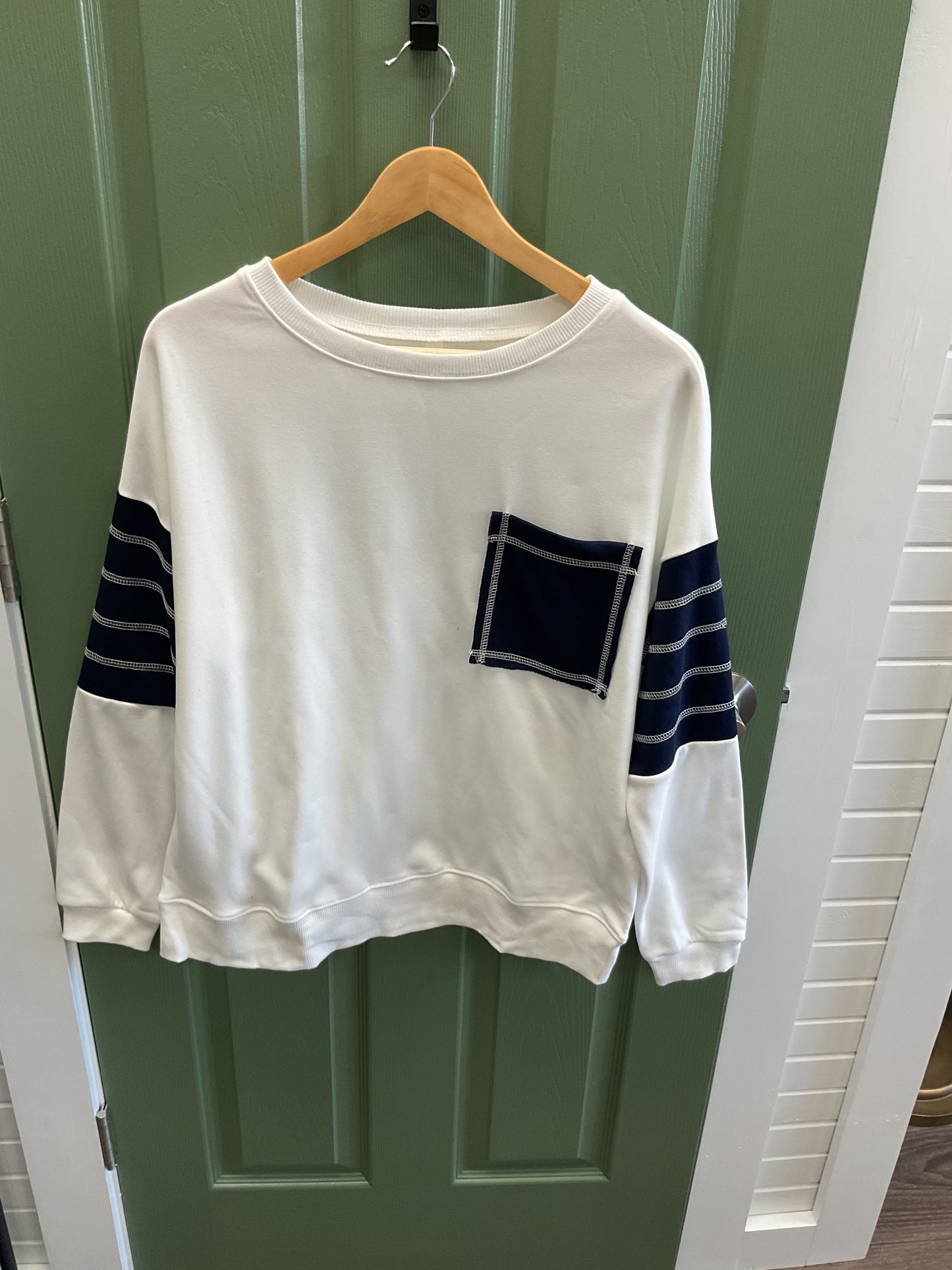 WHITE CREWNECK WITH NAVY POCKET AND NAVY PATCHES ON SLEEVES