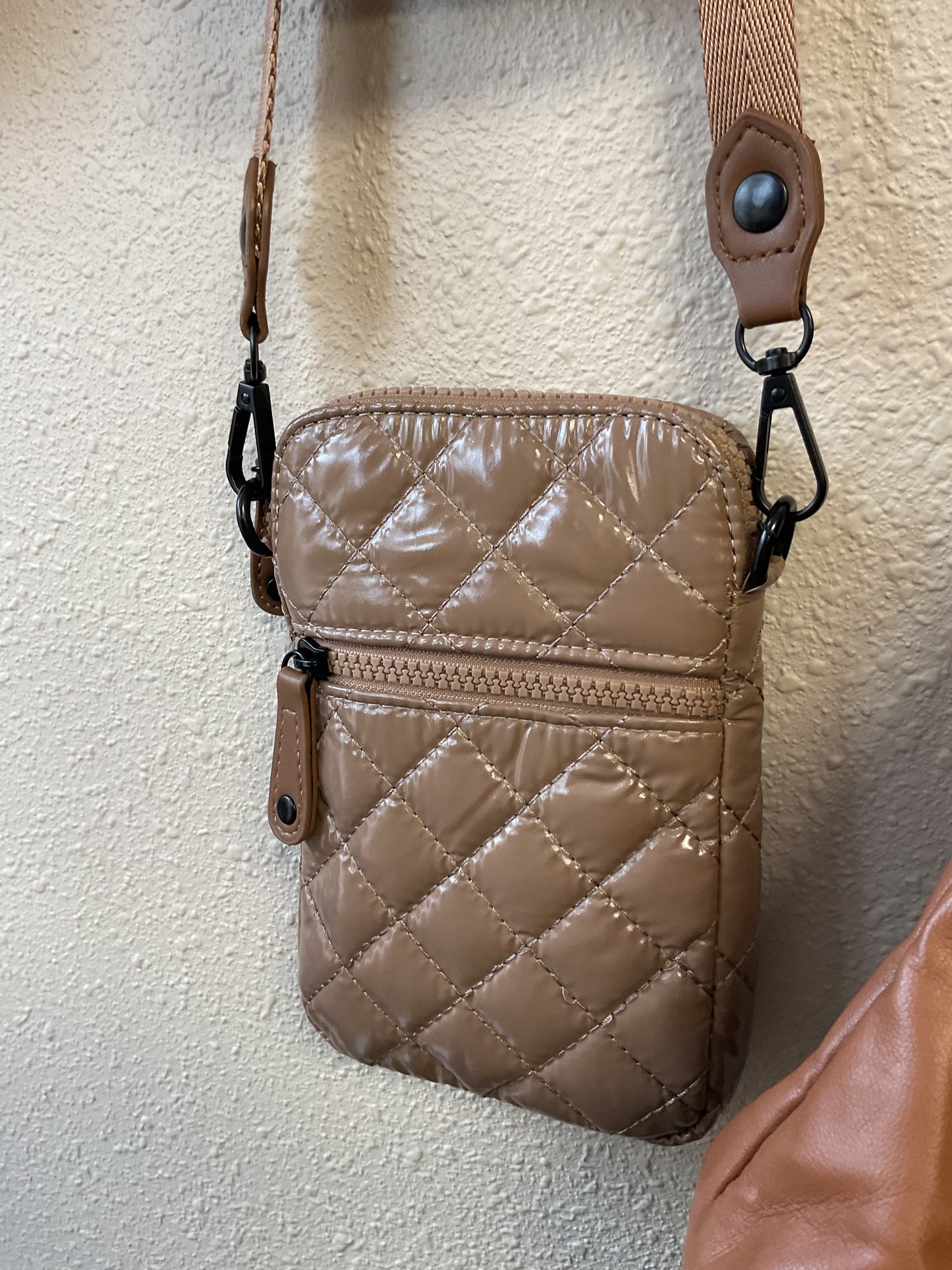 BC CELL PHONE CROSSBODY BAGS TWO STRAPS