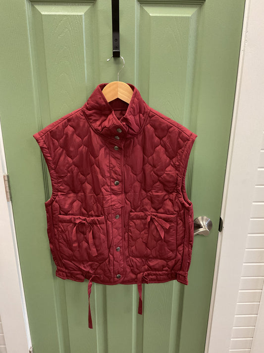 QUILTED BURGUNDY VEST W/BOWS ON POCKETS