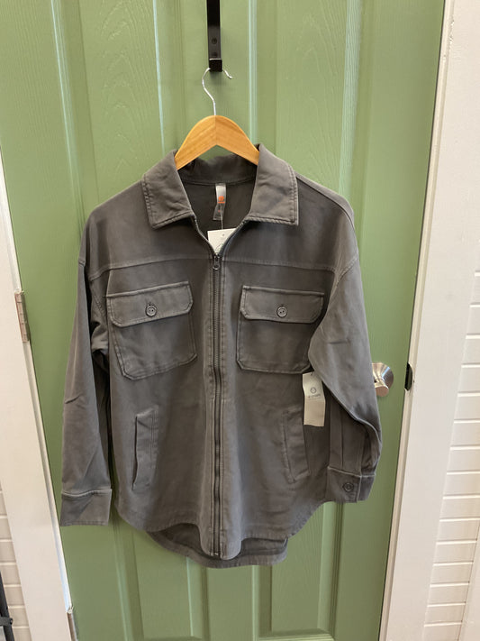 OVERSIZED UTILITY SHACKET