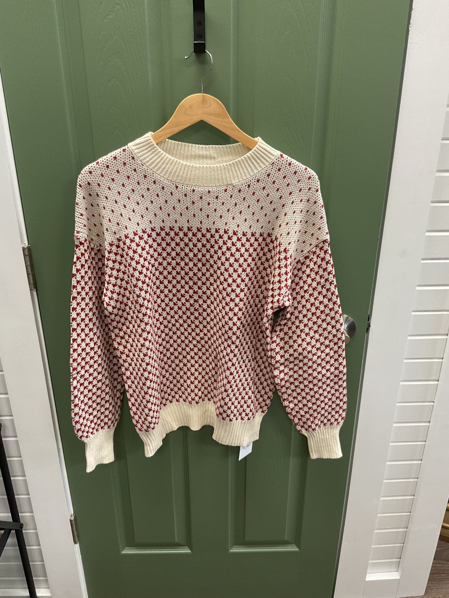 CREAM & RED SWEATER