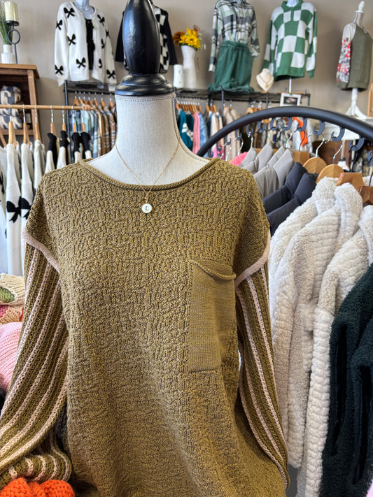 MELLO OLIVE SWEATER STRIPED SLEEVES