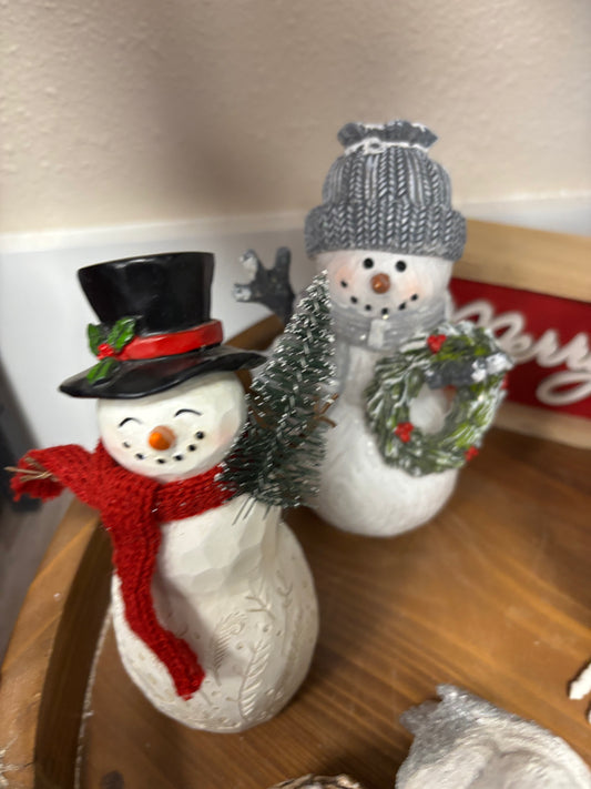 SNOWMAN W HAT AND SCARF