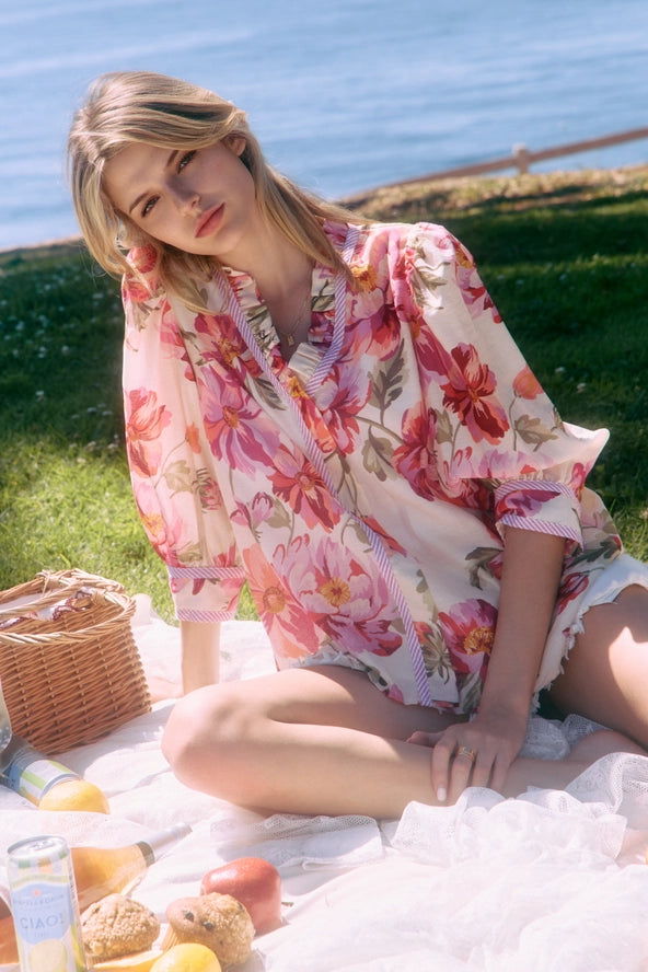 ODDI FLORAL BLOUSE V NECK