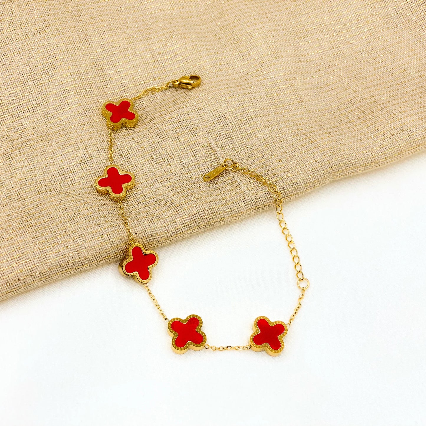 RED FOUR LEAF BRACELET