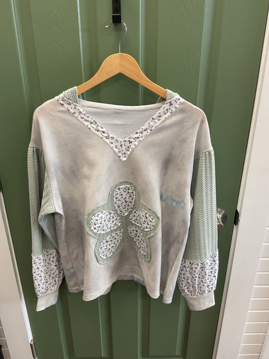 Green Long Sleeve Waffle Knit Flower hooded pullover