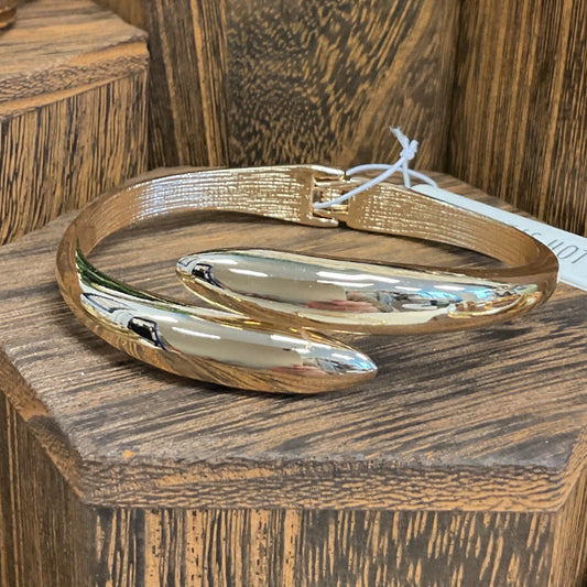 Gold bracelet