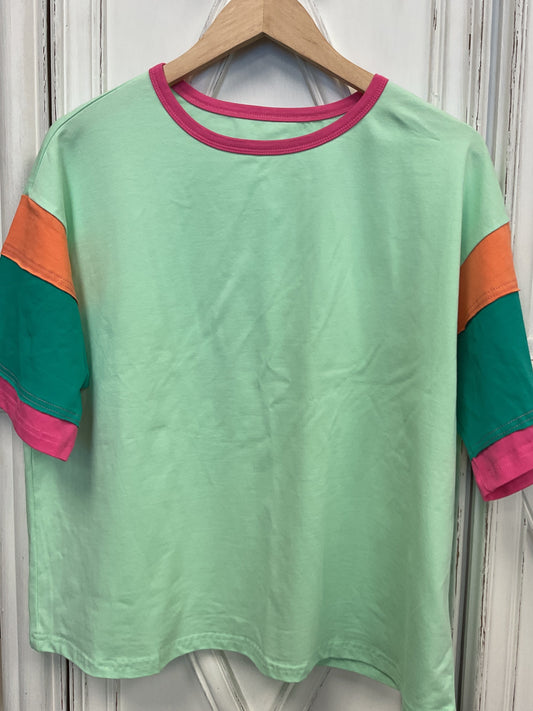 Short sleeve color, black, mint green T-shirt