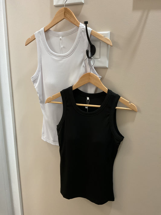 Ribbed tank w/ built-in-bra