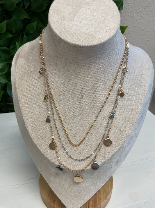 Two tone triple necklace